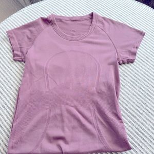 Lululemon swiftly shirt